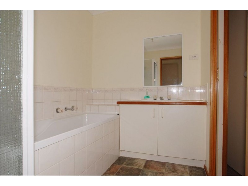 1/1 Young Street, Seaford VIC 3198