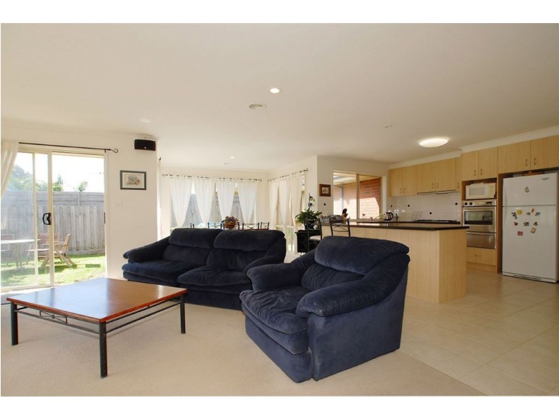 105 Maple Street, Seaford VIC 3198