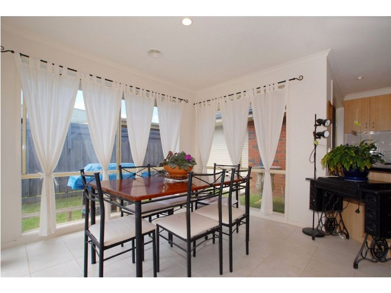 105 Maple Street, Seaford VIC 3198