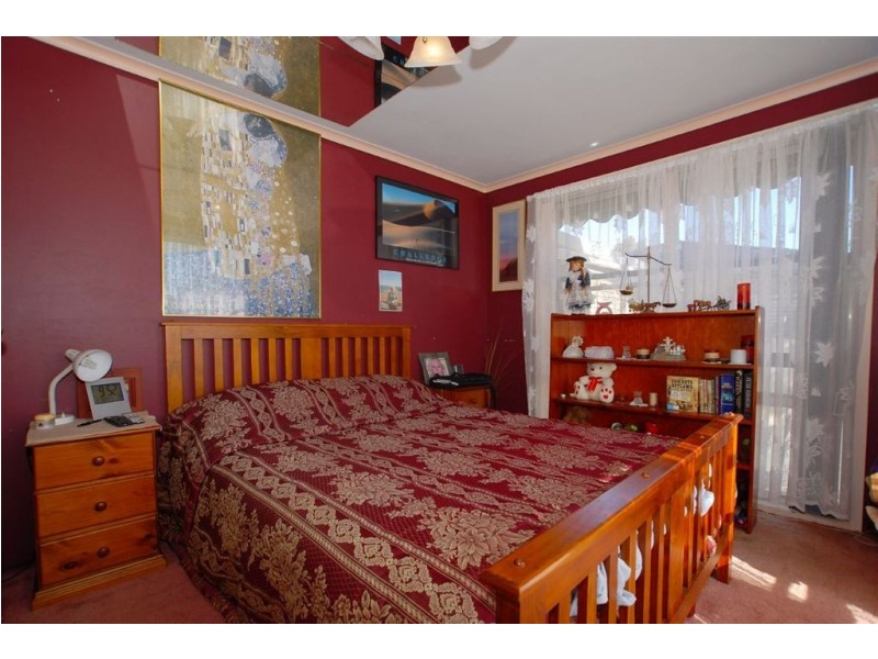 38 Ballarto Road, Frankston North VIC 3200