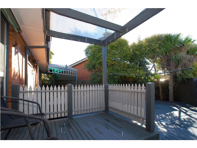 1 Spruce Court, Frankston North VIC 3200