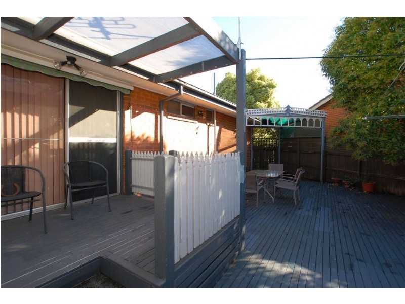 1 Spruce Court, Frankston North VIC 3200
