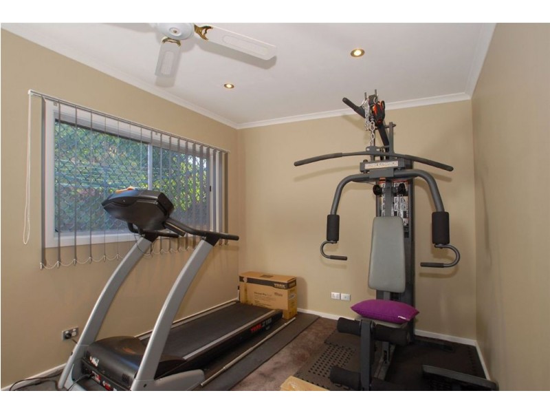 1 Spruce Court, Frankston North VIC 3200