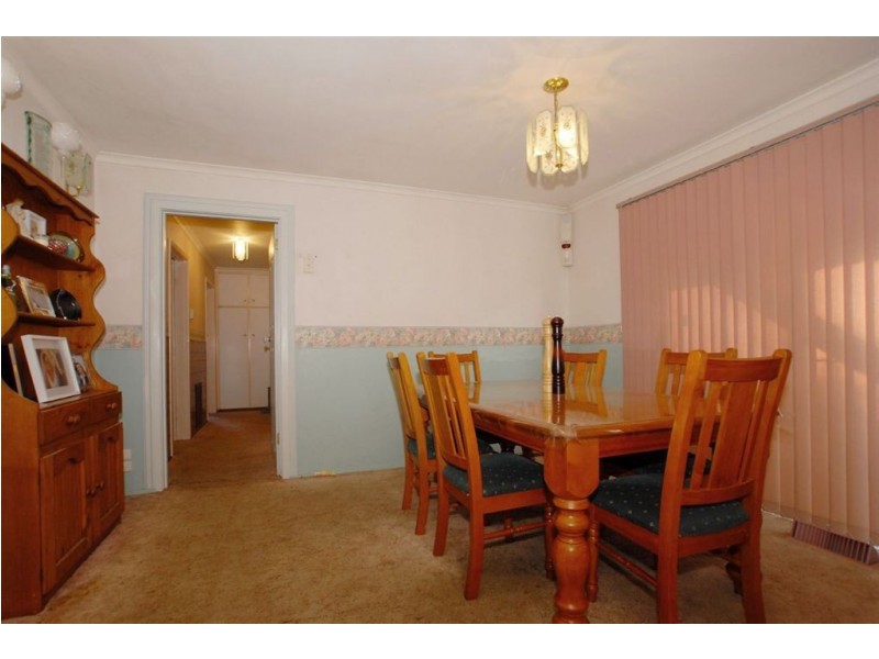 1 Spruce Court, Frankston North VIC 3200