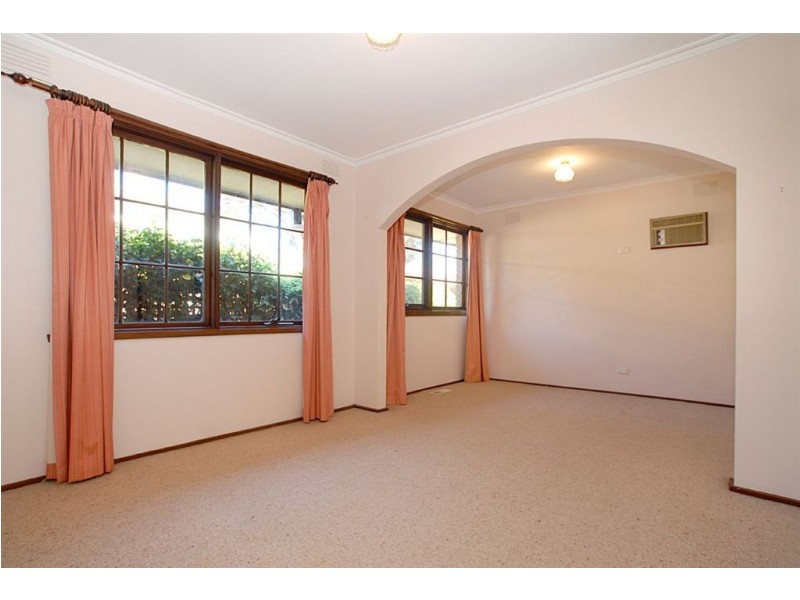 4 Elisdon Drive, Seaford VIC 3198