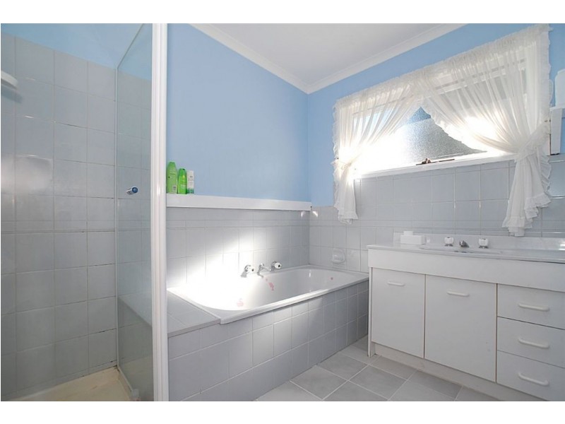 8 Tern Close, Blind Bight VIC 3980