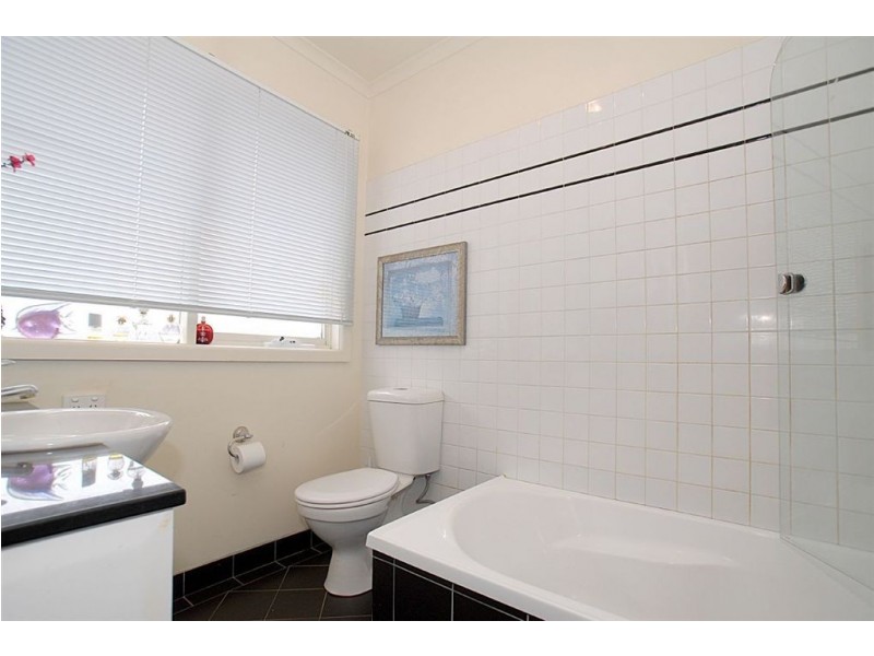 15 Brunel Road, Seaford VIC 3198