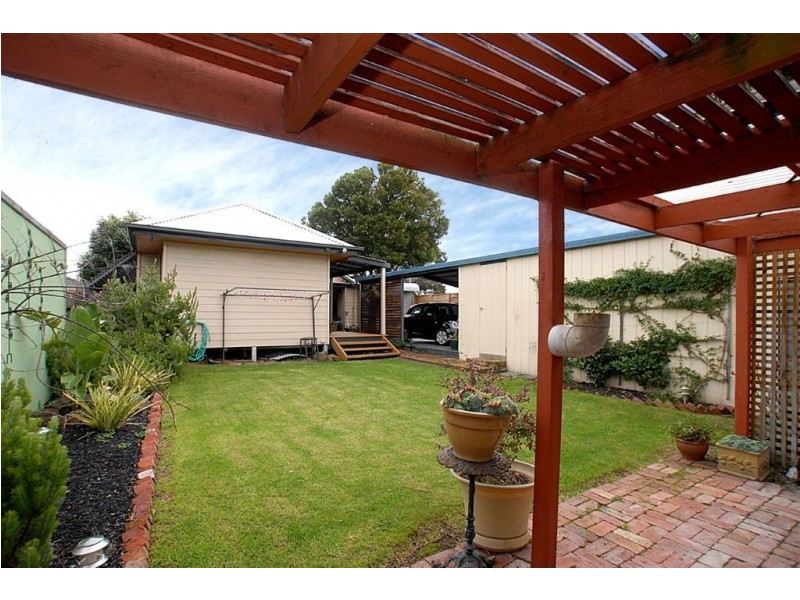 15 Brunel Road, Seaford VIC 3198