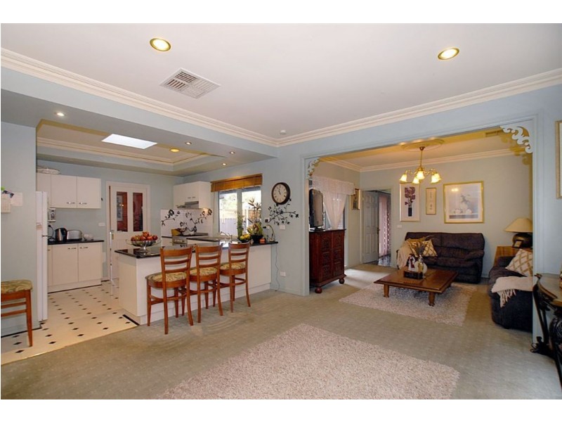15 Brunel Road, Seaford VIC 3198