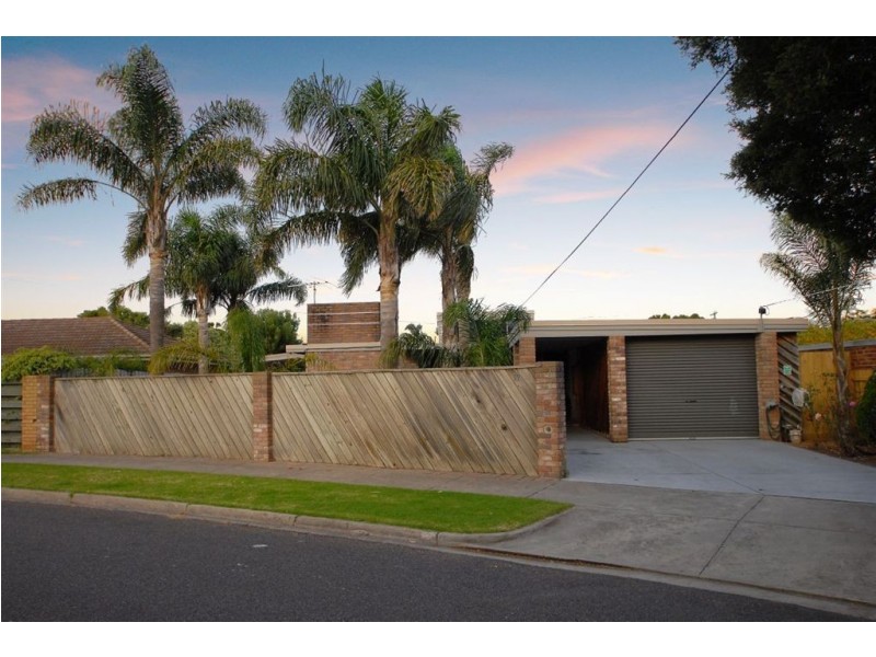 39 Carrington Court, Seaford VIC 3198