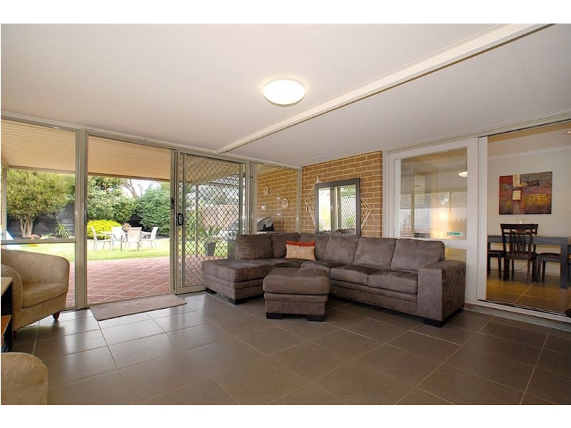 32 Maple Street, Seaford VIC 3198