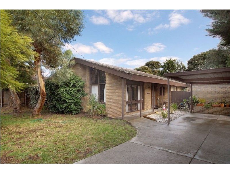 27 Henry Crescent, Seaford VIC 3198