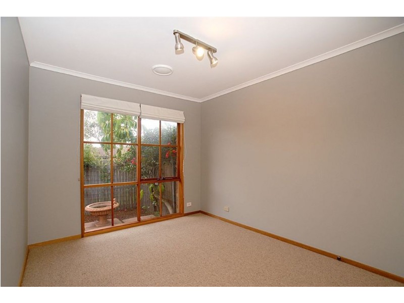 1/213 Nepean Highway, Seaford VIC 3198