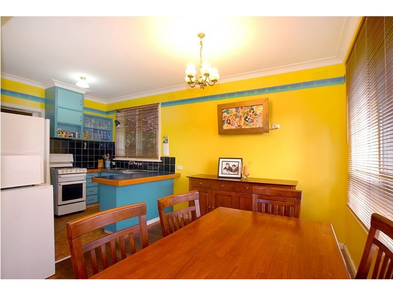 61 Rosslyn Avenue, Seaford VIC 3198