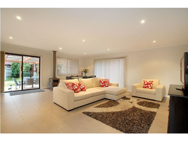 26 Molesworth Street, Seaford VIC 3198