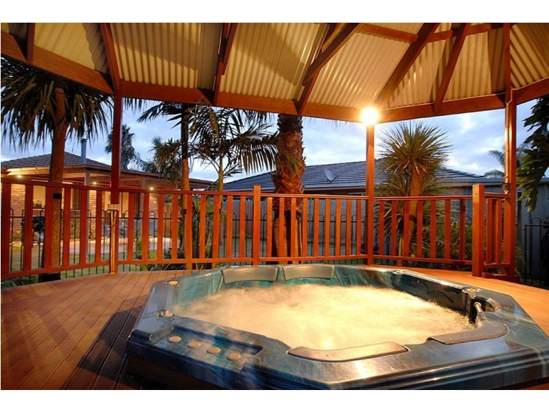 26 Molesworth Street, Seaford VIC 3198