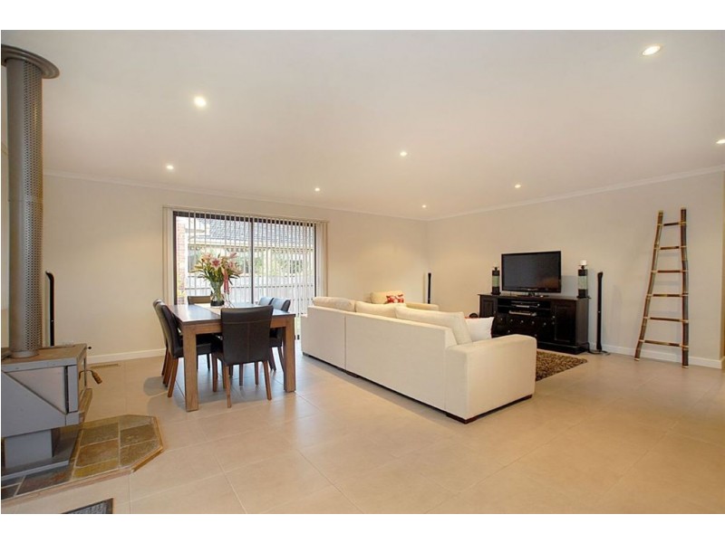 26 Molesworth Street, Seaford VIC 3198