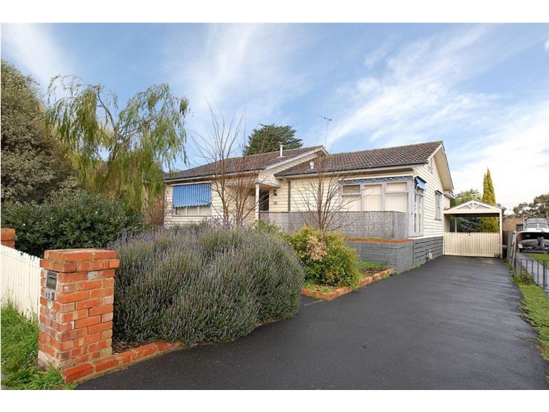82 Heatherhill Road, Frankston VIC 3199