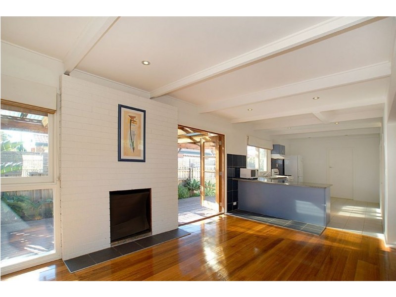 2 Barry Street, Seaford VIC 3198