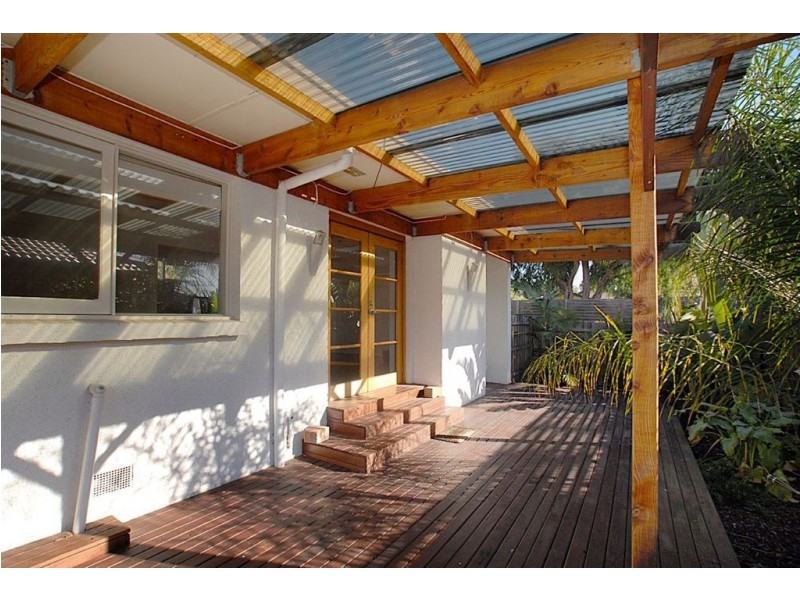 2 Barry Street, Seaford VIC 3198