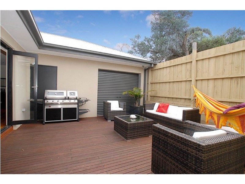 2/30 Newton Street, Seaford VIC 3198