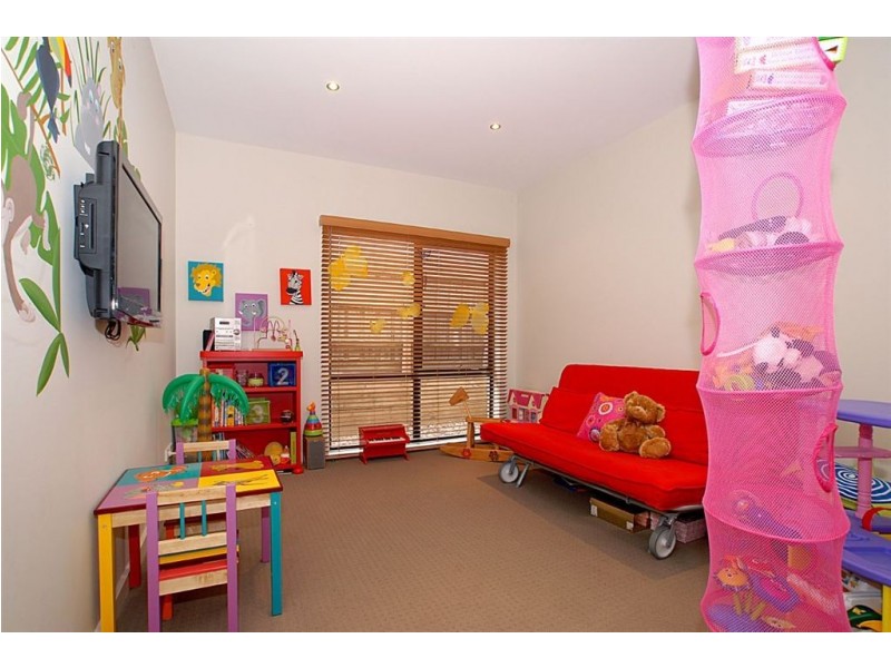 2/30 Newton Street, Seaford VIC 3198