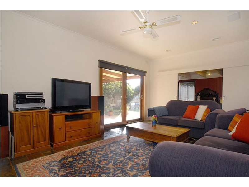 21 Scott Street, Seaford VIC 3198