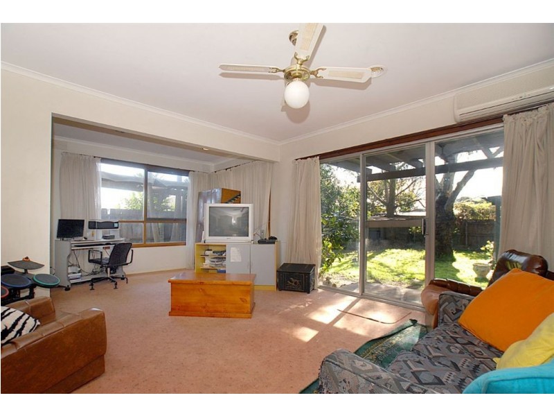 9 Mona Street, Seaford VIC 3198