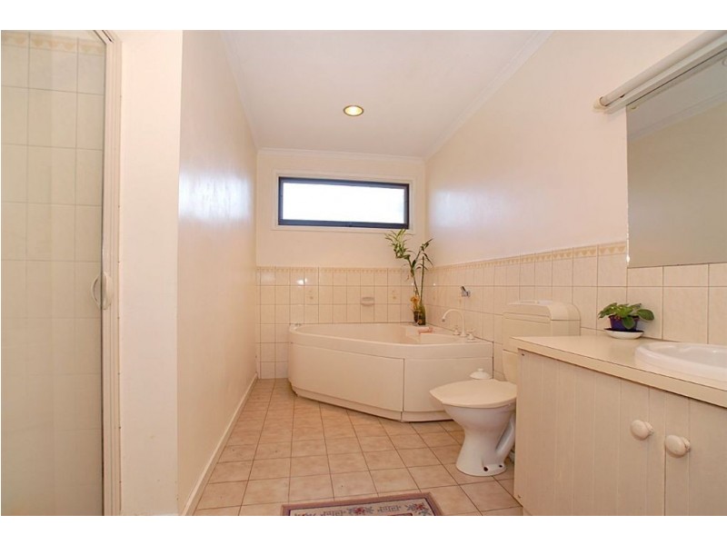 9 Mona Street, Seaford VIC 3198