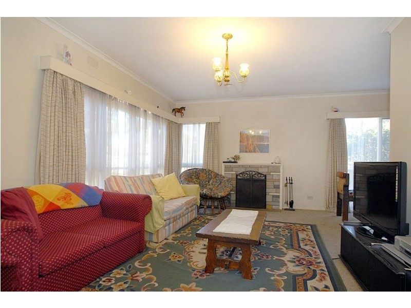 9 Mona Street, Seaford VIC 3198