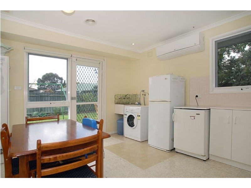9 Ashworth Drive, Seaford VIC 3198
