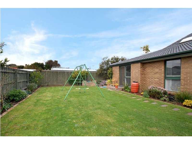 9 Ashworth Drive, Seaford VIC 3198