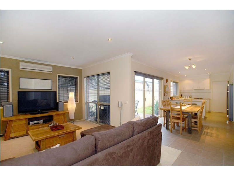 6/13 Brunel Road, Seaford VIC 3198