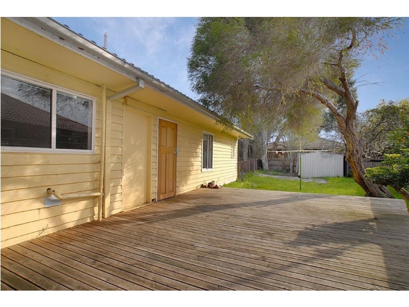 43 Barry Street, Seaford VIC 3198