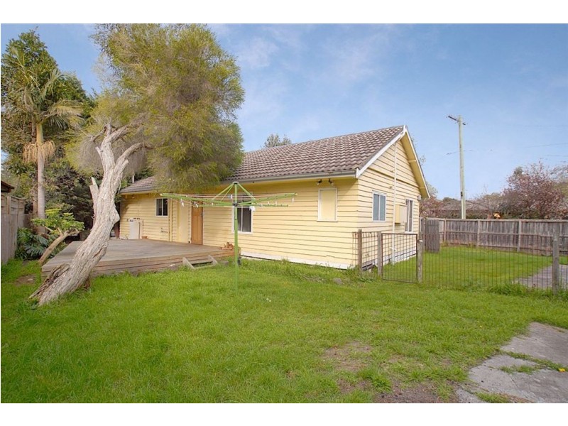43 Barry Street, Seaford VIC 3198