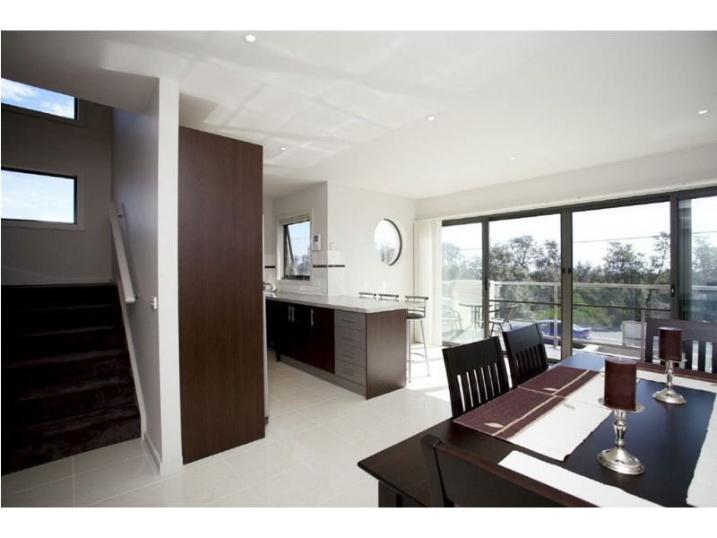 1/43 Nepean Highway, Seaford VIC 3198