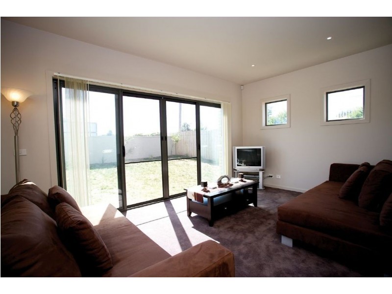 1/43 Nepean Highway, Seaford VIC 3198