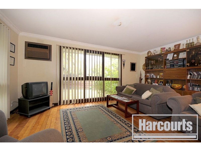 80 Silvertop Crescent, Frankston North VIC 3200