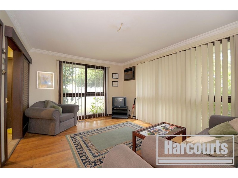 80 Silvertop Crescent, Frankston North VIC 3200