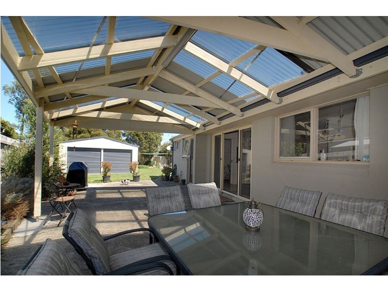 4 Lucas Crescent, Seaford VIC 3198