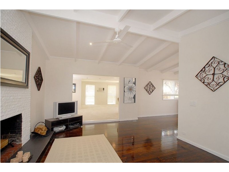 70 Hallifax Street, Seaford VIC 3198