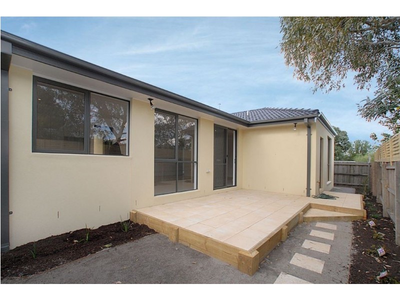 2/6 Charles Street, Seaford VIC 3198