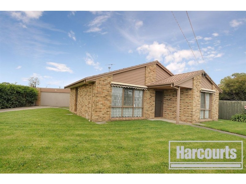 19 Erwin Drive, Seaford VIC 3198