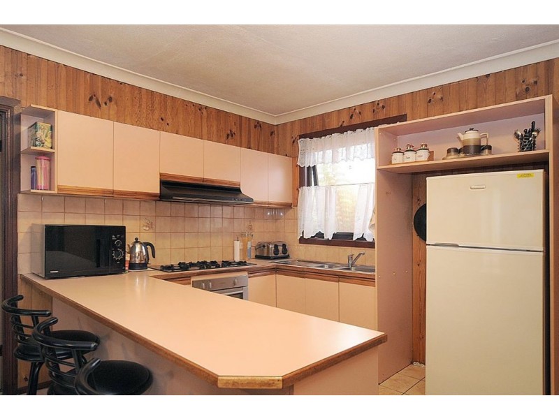 39 Bayside Grove, Seaford VIC 3198