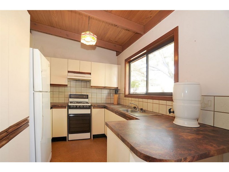 81 Kananook Avenue, Seaford VIC 3198