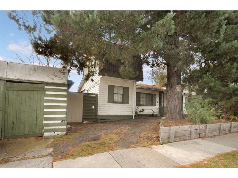 23 McCulloch Avenue, Seaford VIC 3198