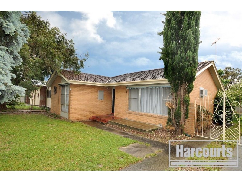 7 Golden Court, Frankston North VIC 3200