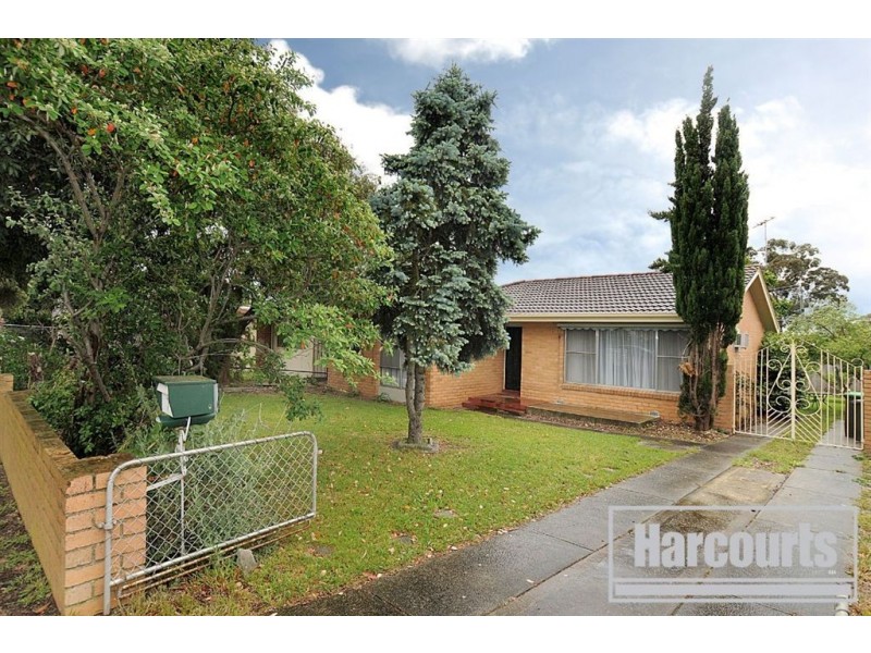 7 Golden Court, Frankston North VIC 3200