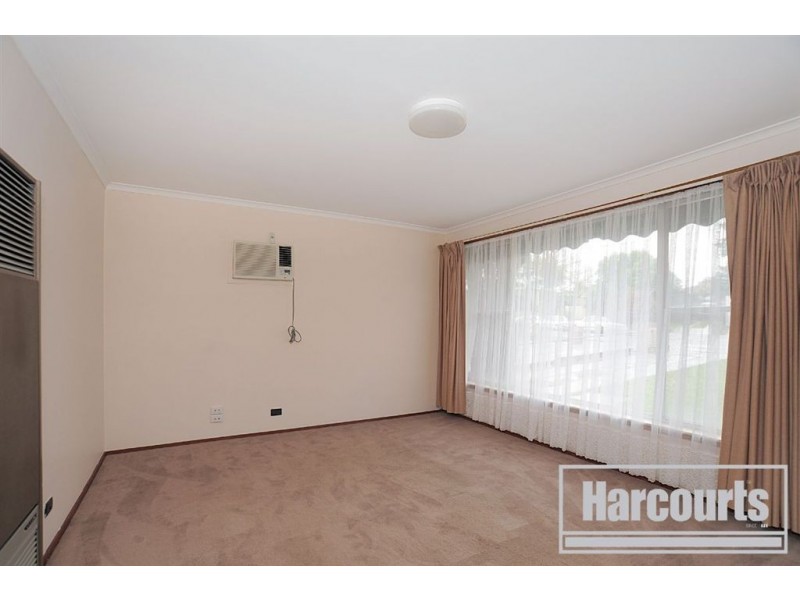 7 Golden Court, Frankston North VIC 3200