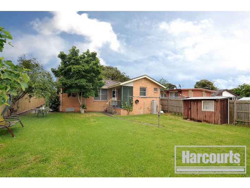 7 Golden Court, Frankston North VIC 3200